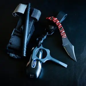 razor-baby-dark-4
